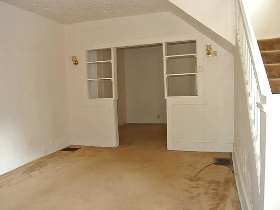 2nd image of 1120 Hope Hollow Rd