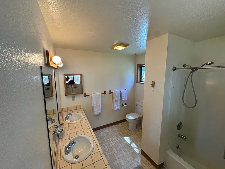 10241 Prosser Dr — Photo 15