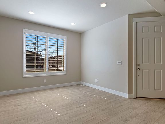5th image of 6821 N Bowker Dr