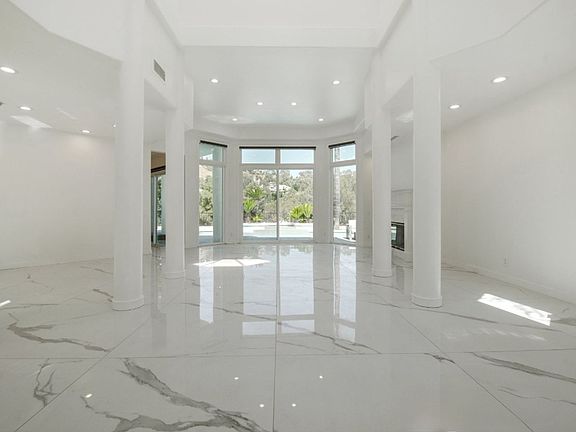2nd image of 24929 Palmilla Dr