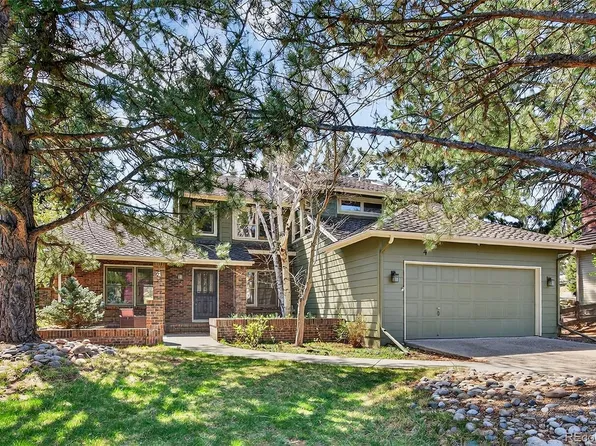 4 Oakmont Lane, Littleton, CO 80127
