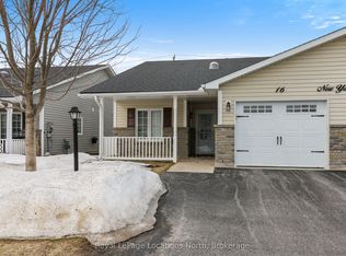 16 New York Ave, Wasaga Beach, ON