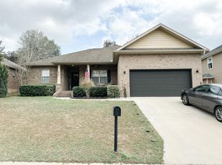 4567 Hermosa Rd, Crestview, FL 32539