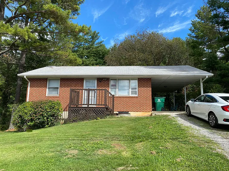 1804 Whipple Dr — Photo 1