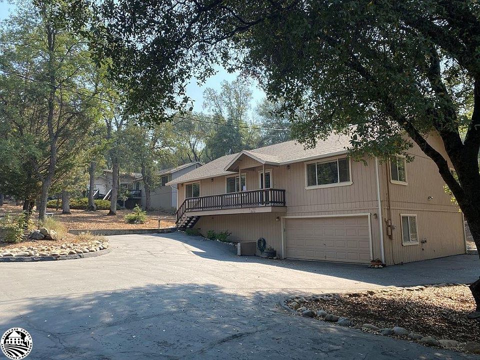 1st image of 12858 Cresthaven Dr
