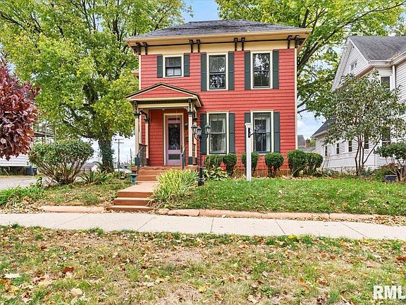 2nd image of 810 E Edwards St