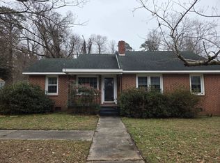 98 Stratford Rd, Jacksonville, NC 28540