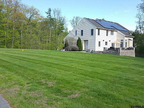 4th image of 7 Chesterwood Dr