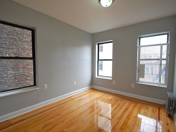 3rd image of 672 Saint Nicholas Ave APT 23