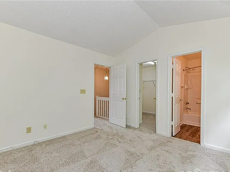 3640 Huyton Ct — Photo 22