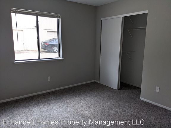 4th image of 3223 Schuetzen Ln Unit 2