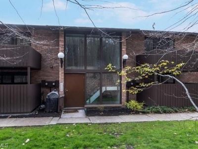 6840 Carriage Hill Dr #D-46, Brecksville, OH, 44141