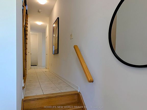 3rd image of 257 Harding Park St