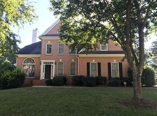 230 Ridgewood Dr, Fayetteville, GA 30215