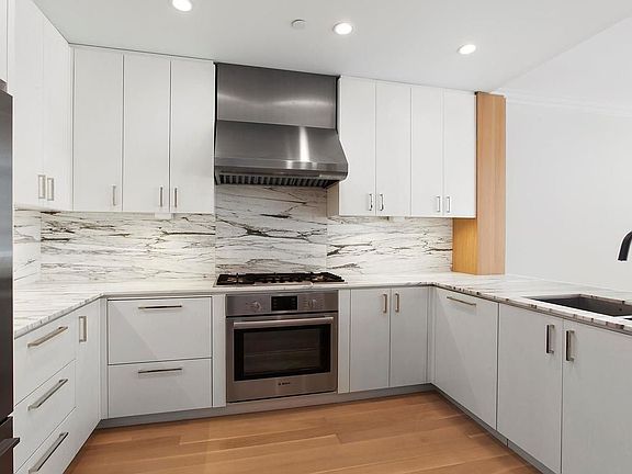 3rd image of 37 W 19th St Fl 6