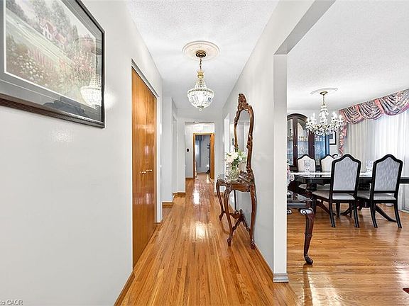 4th image of 344 Enfield Rd