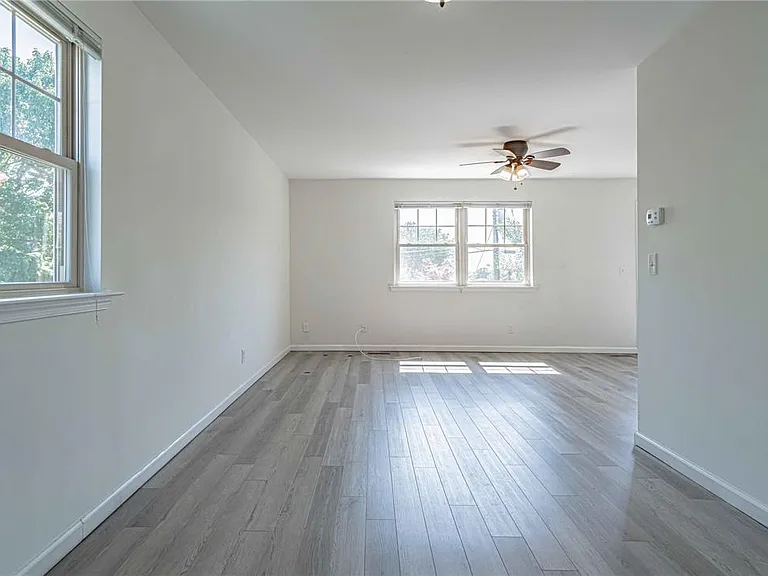 3329 S 2nd St — Photo 16