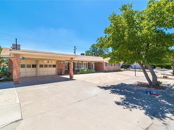 3rd image of 8716 Parkland Dr
