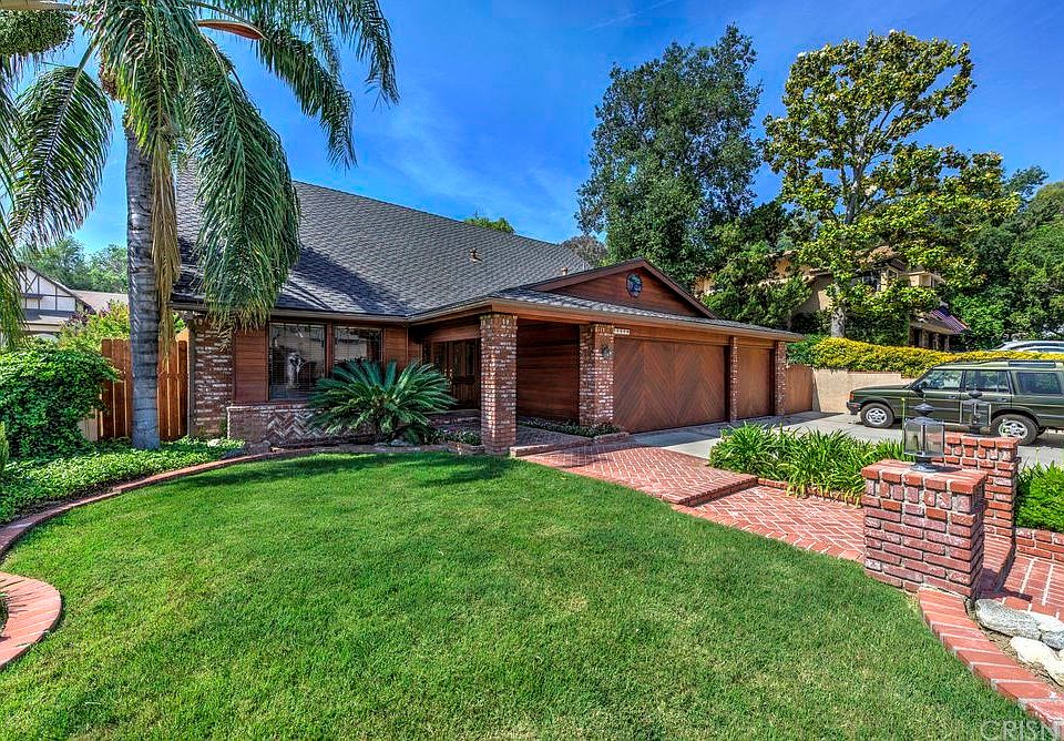 1st image of 23518 Highland Glen Dr