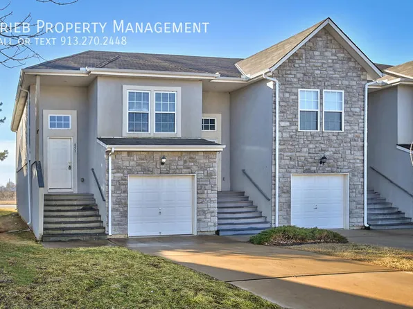 803 Woodson Ct, Gardner, KS 66030