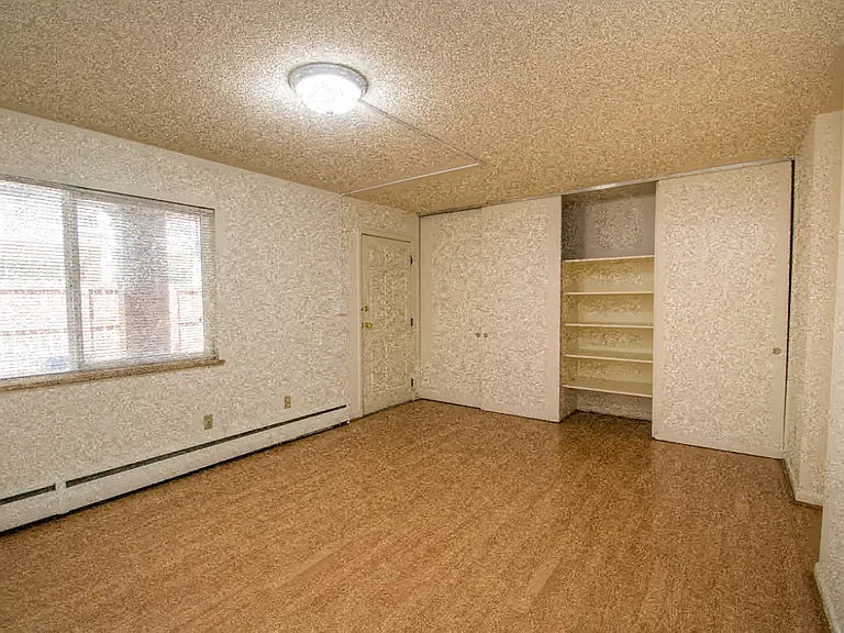 3220 Madison Avenue Bedroom
