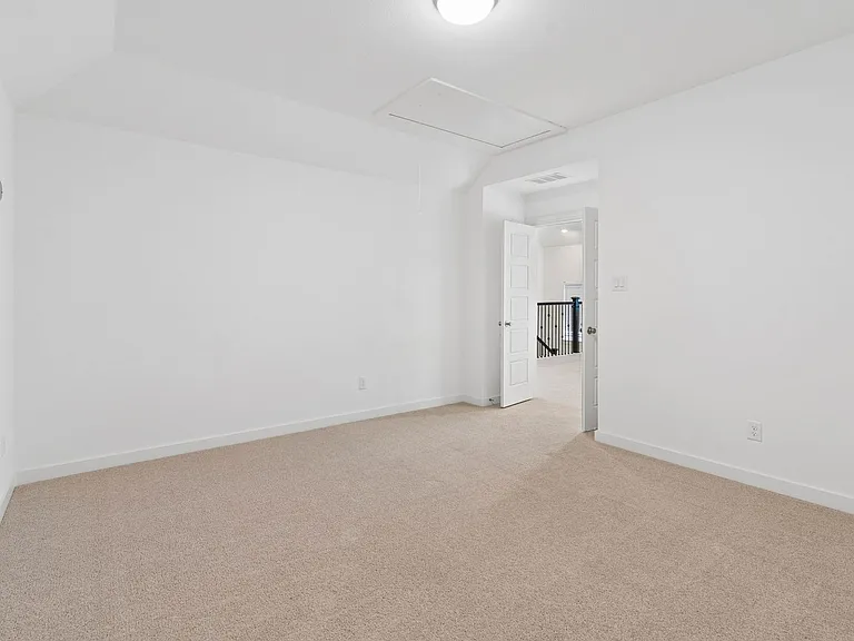 1905 Rhea Ct — Photo 24