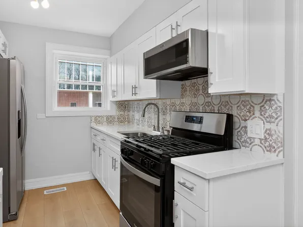 5400 W 23rd St Unit 3, Cicero, IL 60804