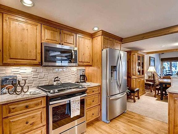 5th image of 85 Willis Pl #200