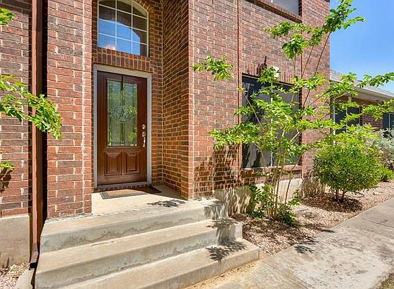 3rd image of 1108 N Canyonwood Dr