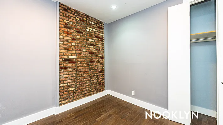 Rented by Nooklyn NYC LLC | media 16