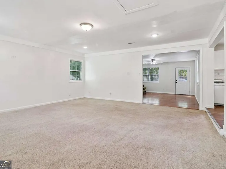 2344 Chestnut Log Pl — Photo 19