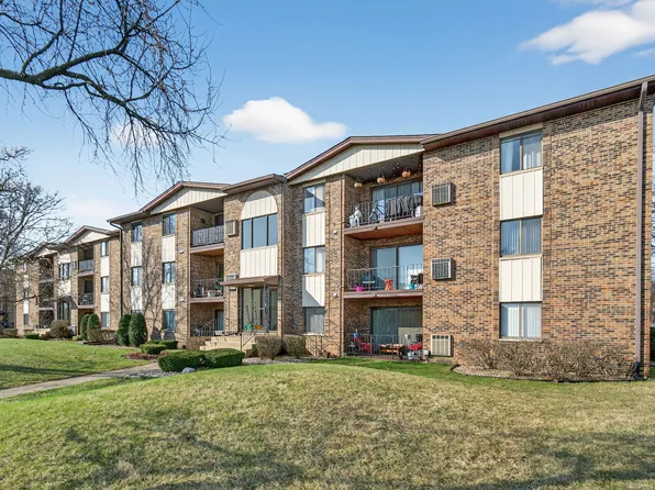 14015 Laramie Ave APT 316, Crestwood, IL 60418