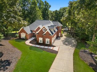 1156 Lexington Ridge Rd, Hoschton, GA 30548