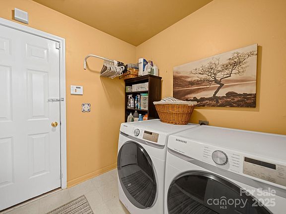 3rd image of 11909 Creek Turn Dr