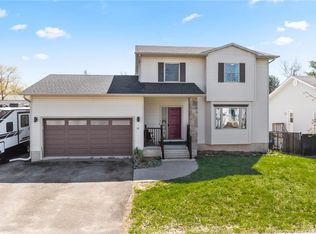 42 Regiment Creek Ave, Fredericton, NB E3G 9W2
