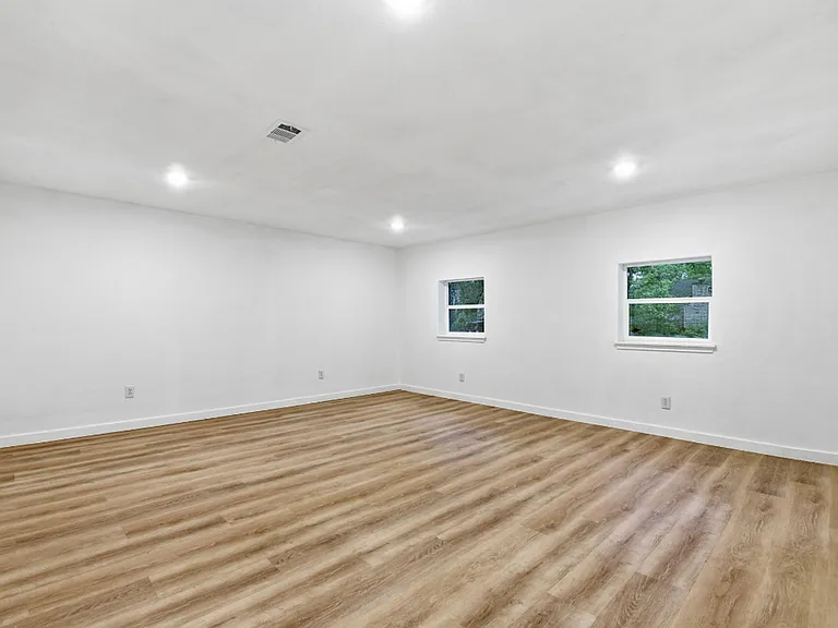 6718 Deer Ridge Ln — Photo 15