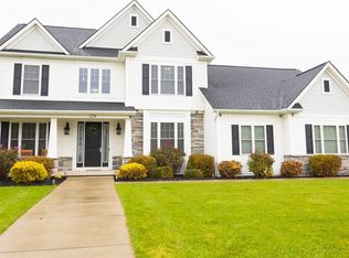 129 Watersong Trl, Webster, NY 14580