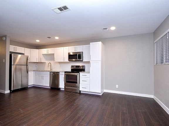 4th image of 2703 Mulford Cv APT B