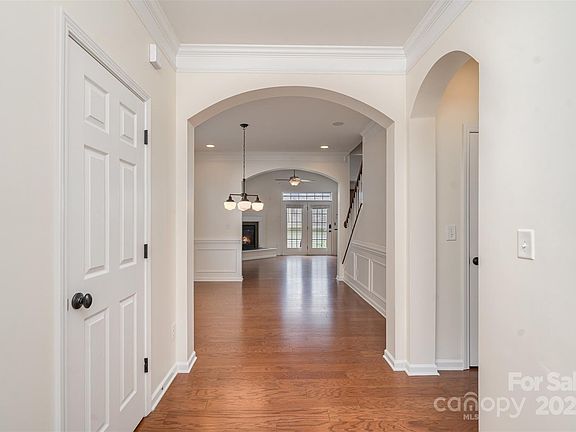 4th image of 13720 Bonnerby Ct