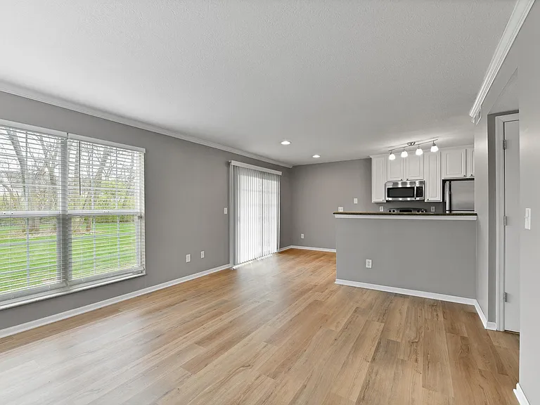 Heritage Glen — Photo 30