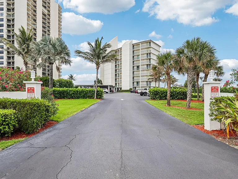 5400 N Ocean Dr E #PHA — Photo 2