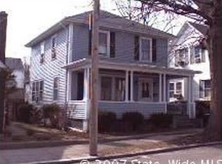 96 Bolton Ave, Providence, RI 02908