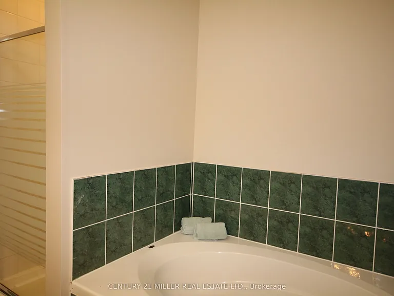 5530 Glen Erin Dr #140 — Photo 23