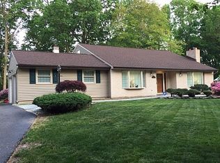 5 Sutton Pl, East Windsor, NJ 08520