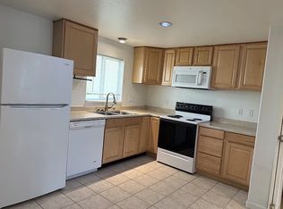 1075 Eagle St APT 3, Anchorage, AK 99501