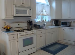 2 Duxbury Ln, Barnegat, NJ 08005