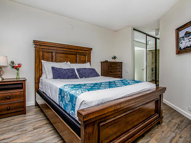 60 N Beretania St #1809 — Photo 9