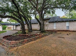 600 6th St, Bay City, TX 77414