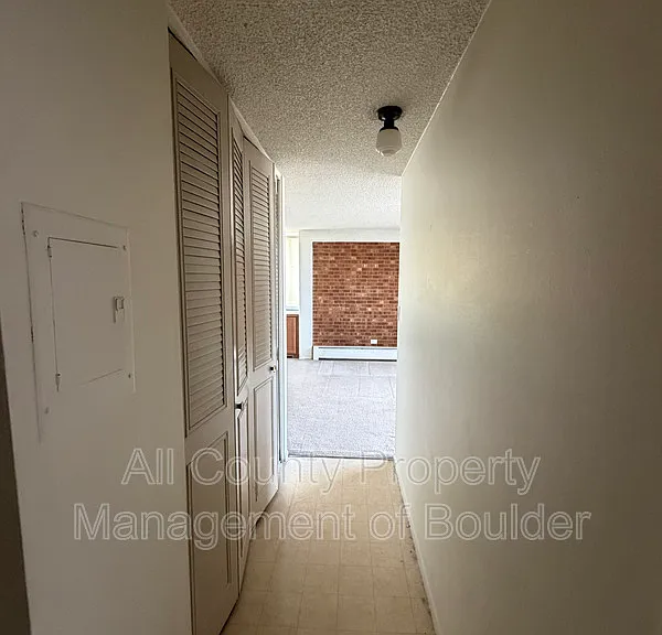 850 20th St #602 — Photo 5