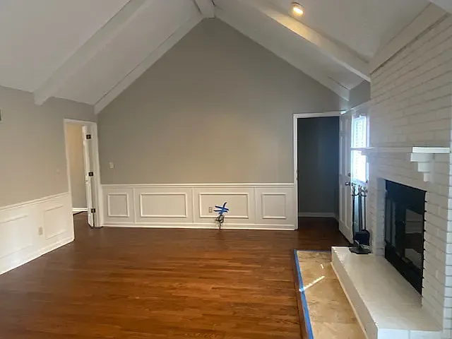 240 Brandenburgh Cir — Photo 3